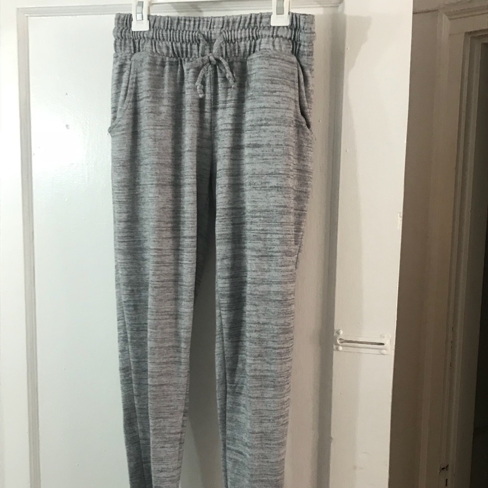 Gray sweats (S)